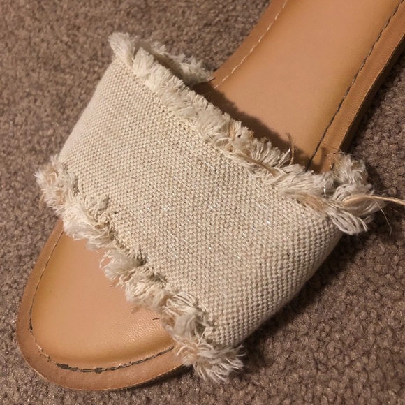 Sandals - Picture 2 of 2